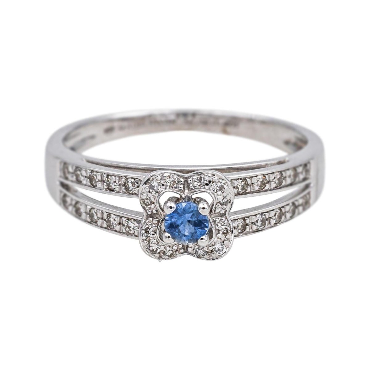 Bague Solitaire MAUBOUSSIN "Chance of Love" en or blanc, saphir et diamants - Castafiore