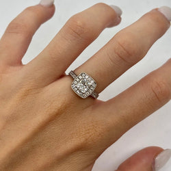 Bague solitaire or blanc et diamants - Castafiore
