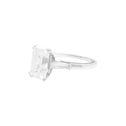 Bague Solitaire VAN CLEEF & ARPELS en or blanc, platine et diamants - Castafiore