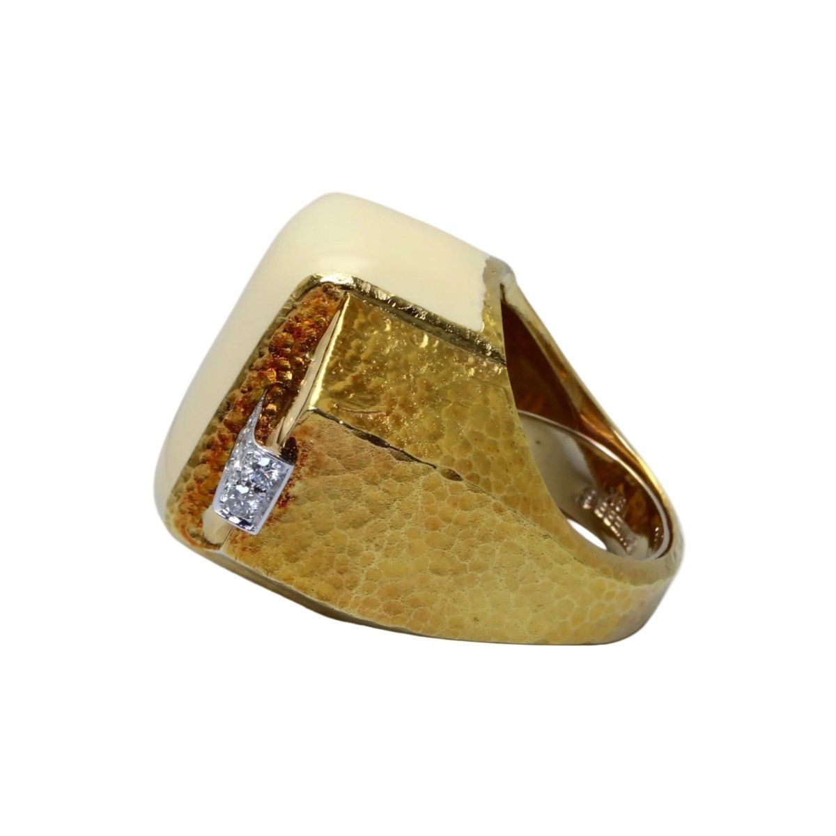 Bague Tank DAVID WEBB en or jaune, émail et diamants - Castafiore