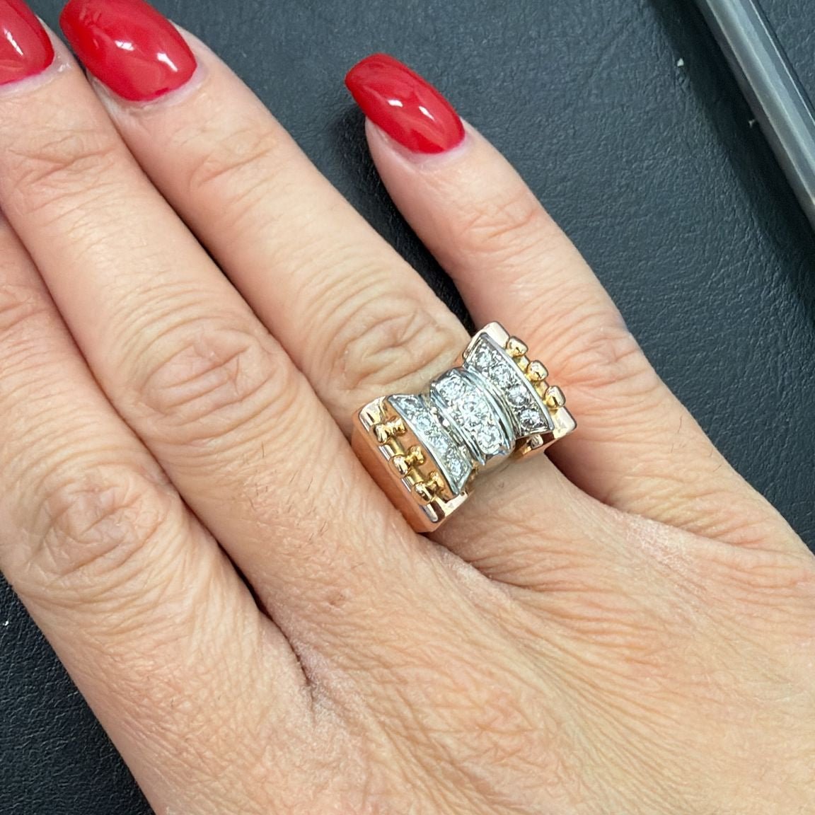 Bague Tank en or blanc, or rose et diamants - Castafiore