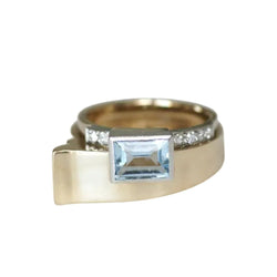 Bague Tank en or jaune, platine, aigue-marine et diamants - Castafiore