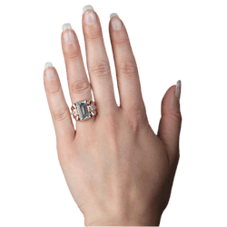 Bague Tank en or rose, aigue - marine et diamants - Castafiore