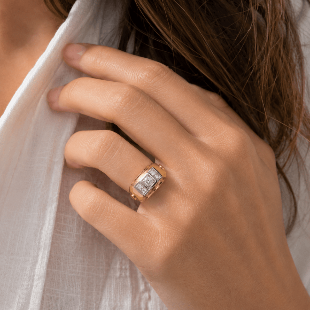 Bague Tank en or rose et diamants - Castafiore