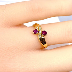 Bague toi et moi en or jaune, rubis et diamants - Castafiore