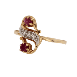 Bague Toi & Moi en or jaune, rubis et diamants - Castafiore