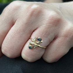 Bague Toi & Moi en or jaune, saphirs et diamants - Castafiore