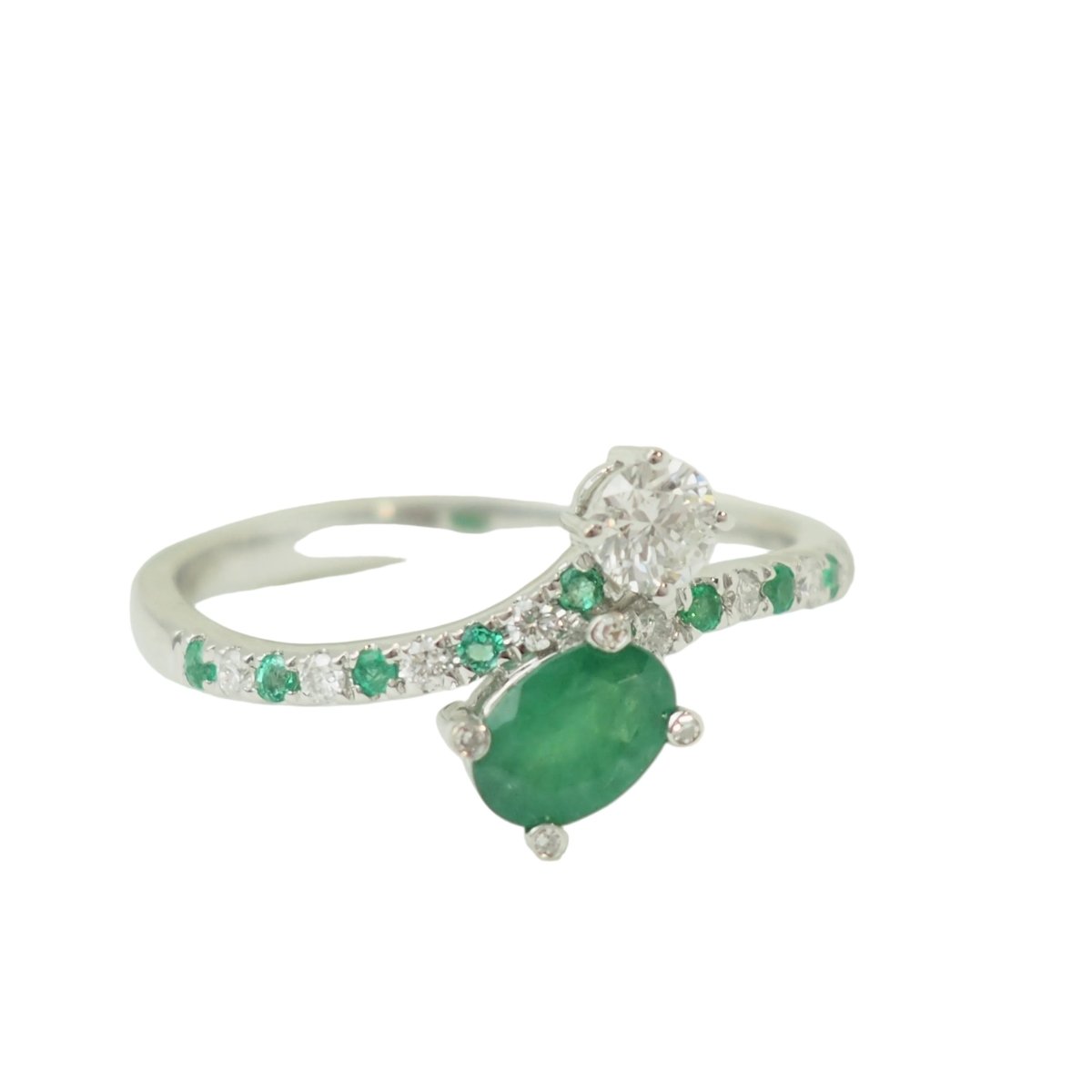 Bague Toi & Moi MAUBOUSSIN "Duo d'espérance" en or blanc, émeraudes et diamant - Castafiore