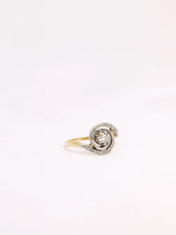 Bague tourbillon or platine diamants taille ancienne 0,10 ct - Castafiore