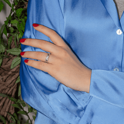 Bague Trilogie en or blanc et diamants - Castafiore
