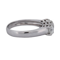 Bague Trilogie en or blanc et diamants - Castafiore