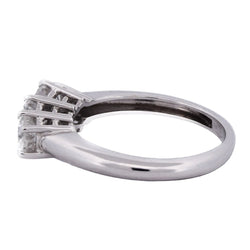 Bague Trilogie en or blanc et diamants - Castafiore