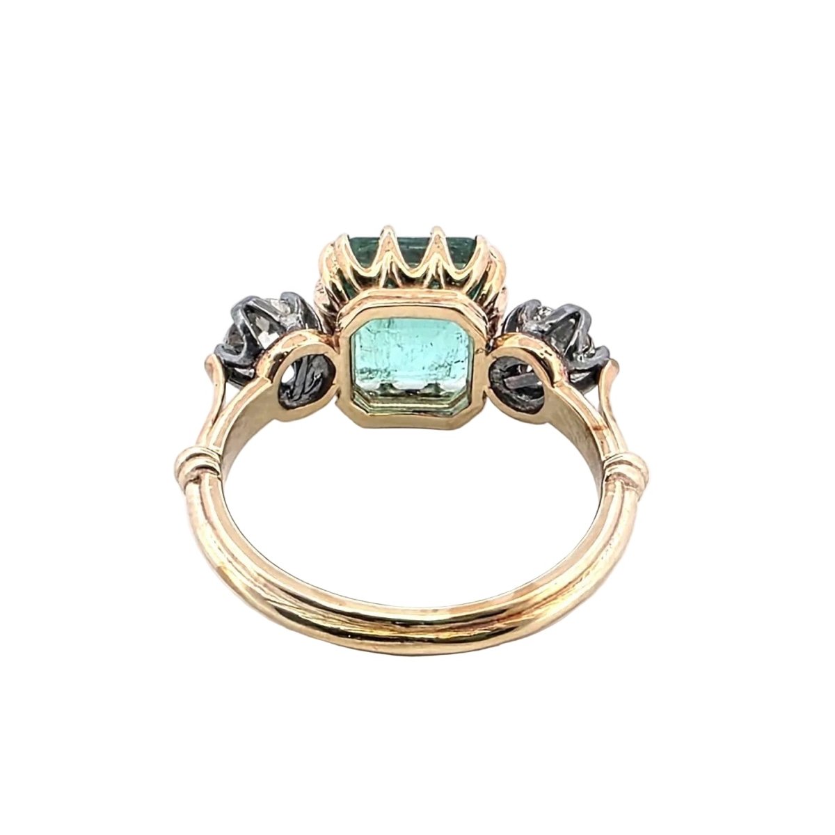 Bague Trilogie en or jaune, argent, émeraude et diamants - Castafiore