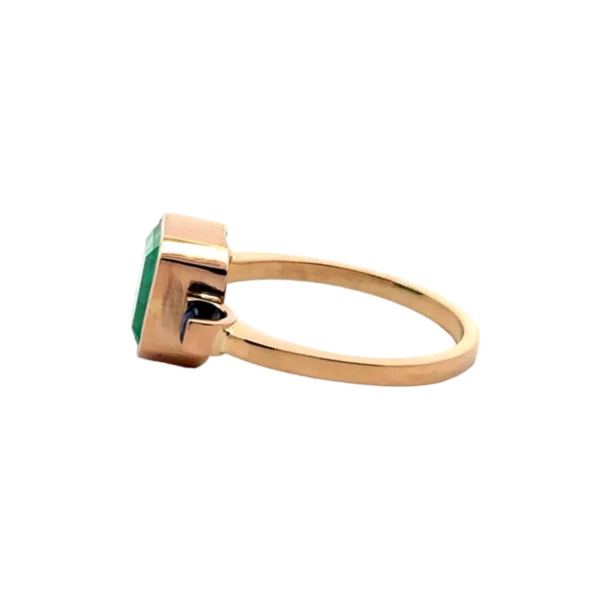 Bague Trilogie en or jaune, émeraude et saphirs - Castafiore