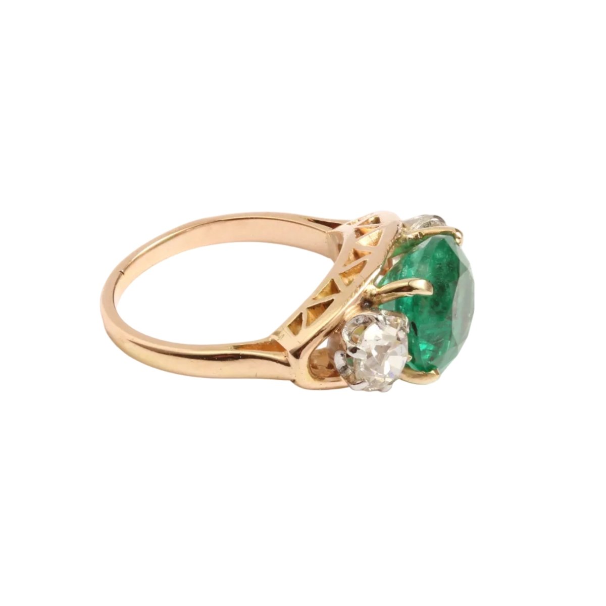 Bague Trilogie en or jaune, platine, émeraude et diamants - Castafiore