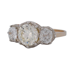 Bague Trilogie en or jaune, platine et diamants - Castafiore