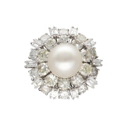 Bague vers 1970 en or gris 18 Cts avec diamants et perle de culture. Taille 52 - 53. - Castafiore