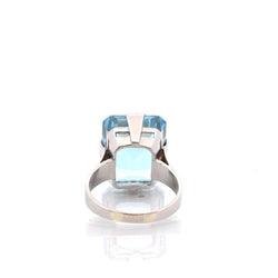 Bague vintage aigue - marine en platine - Castafiore