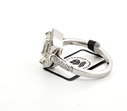 Bague Entourage en or blanc et diamants