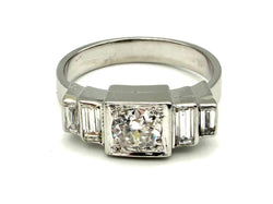Bague en platine et diamants