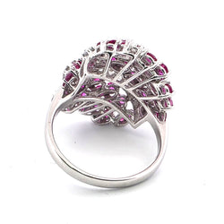 Bague Cocktail en or blanc, rubis et diamants