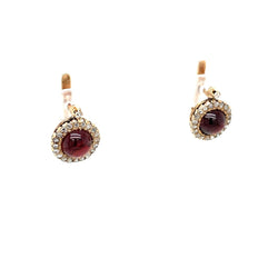 Boucles d'oreilles anciennes en or avec une grappe de grenats et de diamants, datant des années 1900. - Castafiore