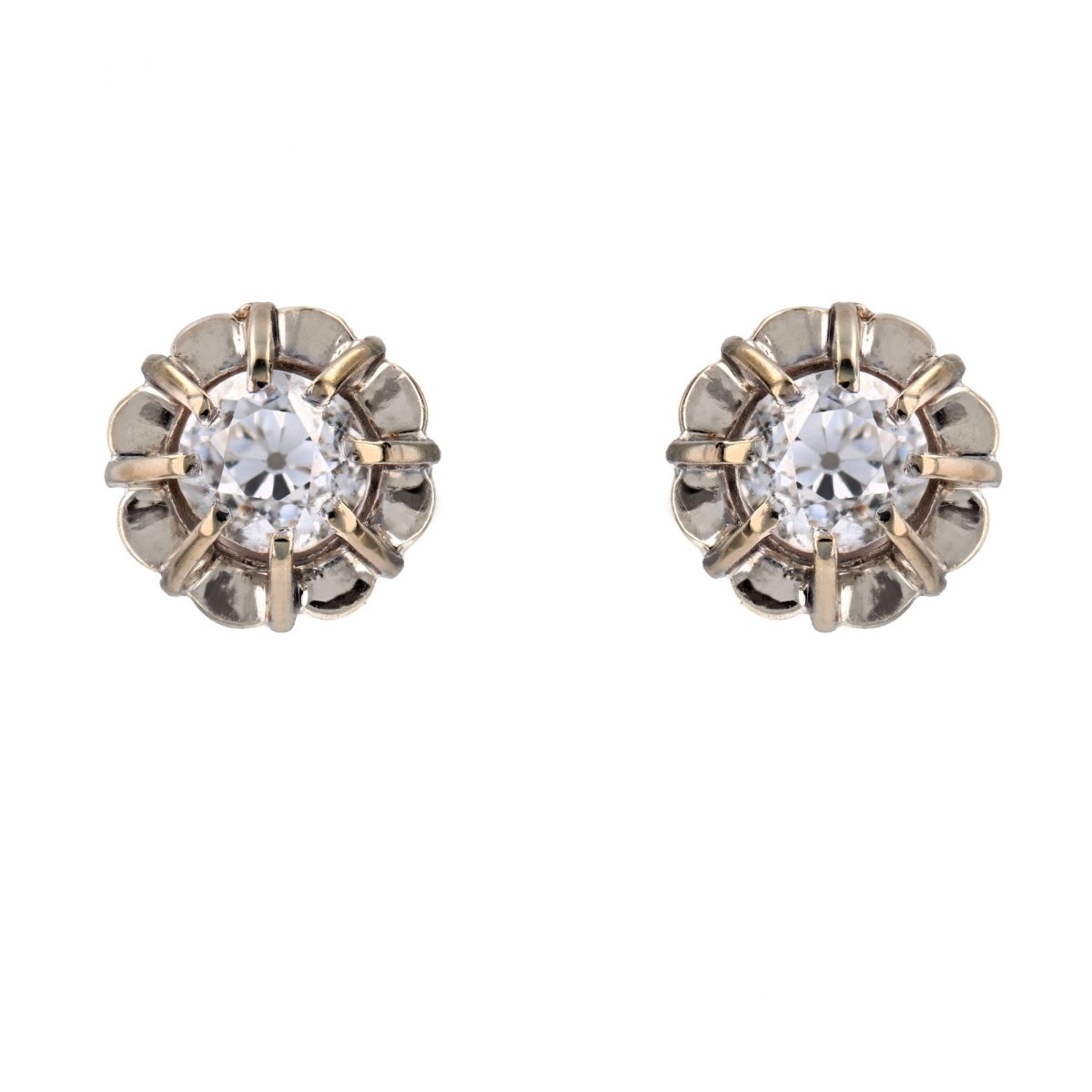 Boucles d'oreilles ANCIENNES Puces en or blanc et diamants - Castafiore