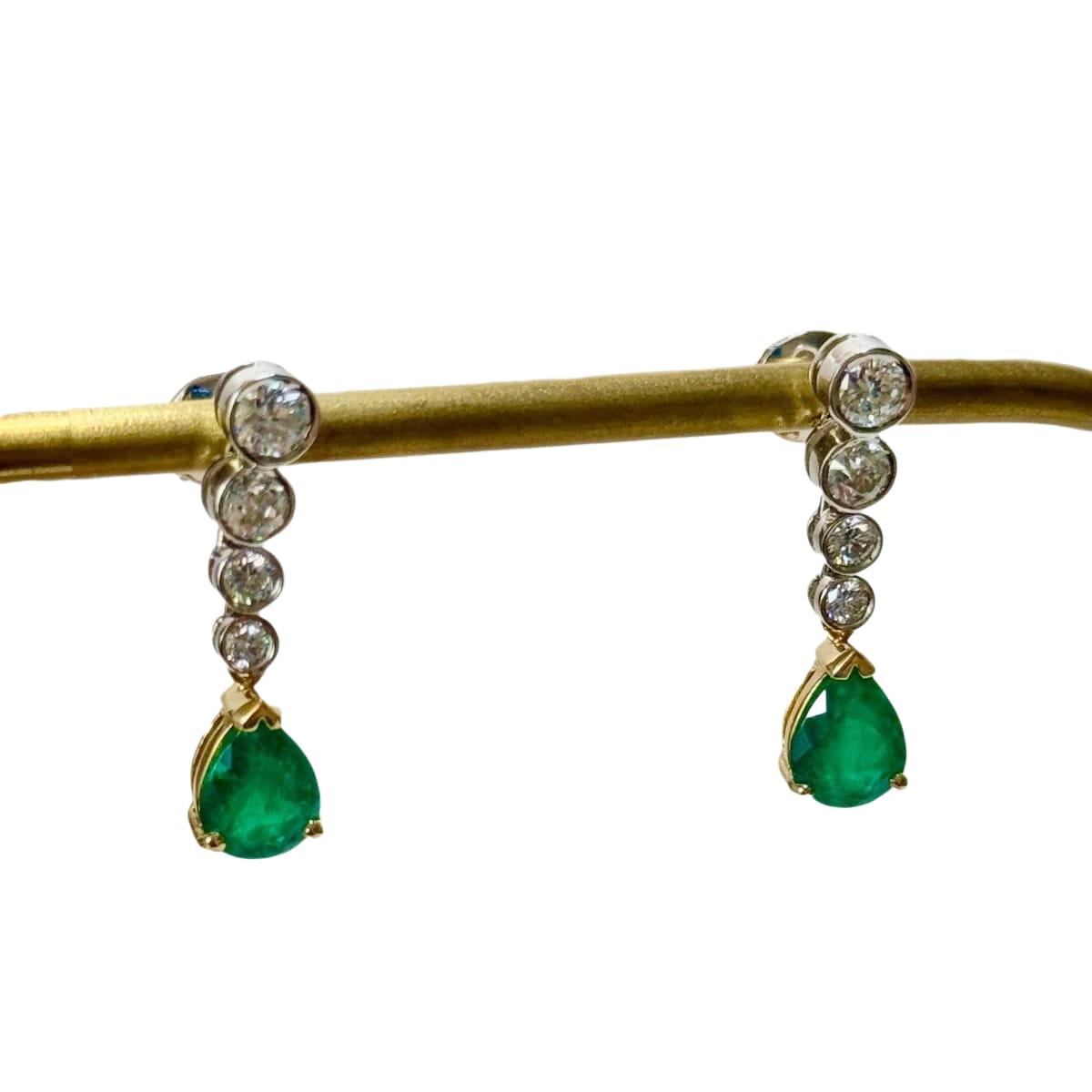 Boucles d'oreilles aux émeraudes gouttes - Castafiore