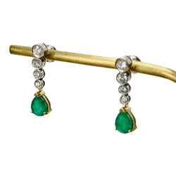 Boucles d'oreilles aux émeraudes gouttes - Castafiore