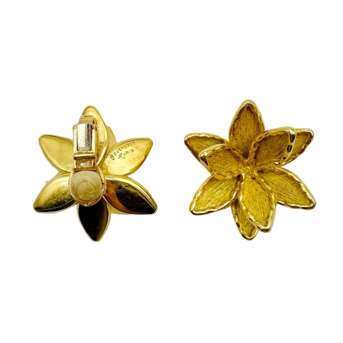 Boucles d'oreilles BOUCHERON "Fleur de lotus" en or jaune - Castafiore