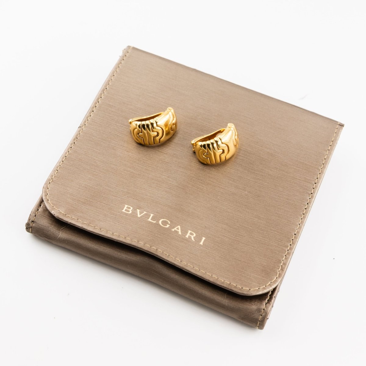 Boucles d'oreilles Clips BULGARI "Parentesi" en or jaune - Castafiore