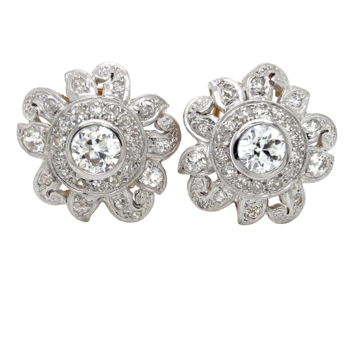 Boucles d’oreilles Clips en or blanc, or jaune et diamants - Castafiore