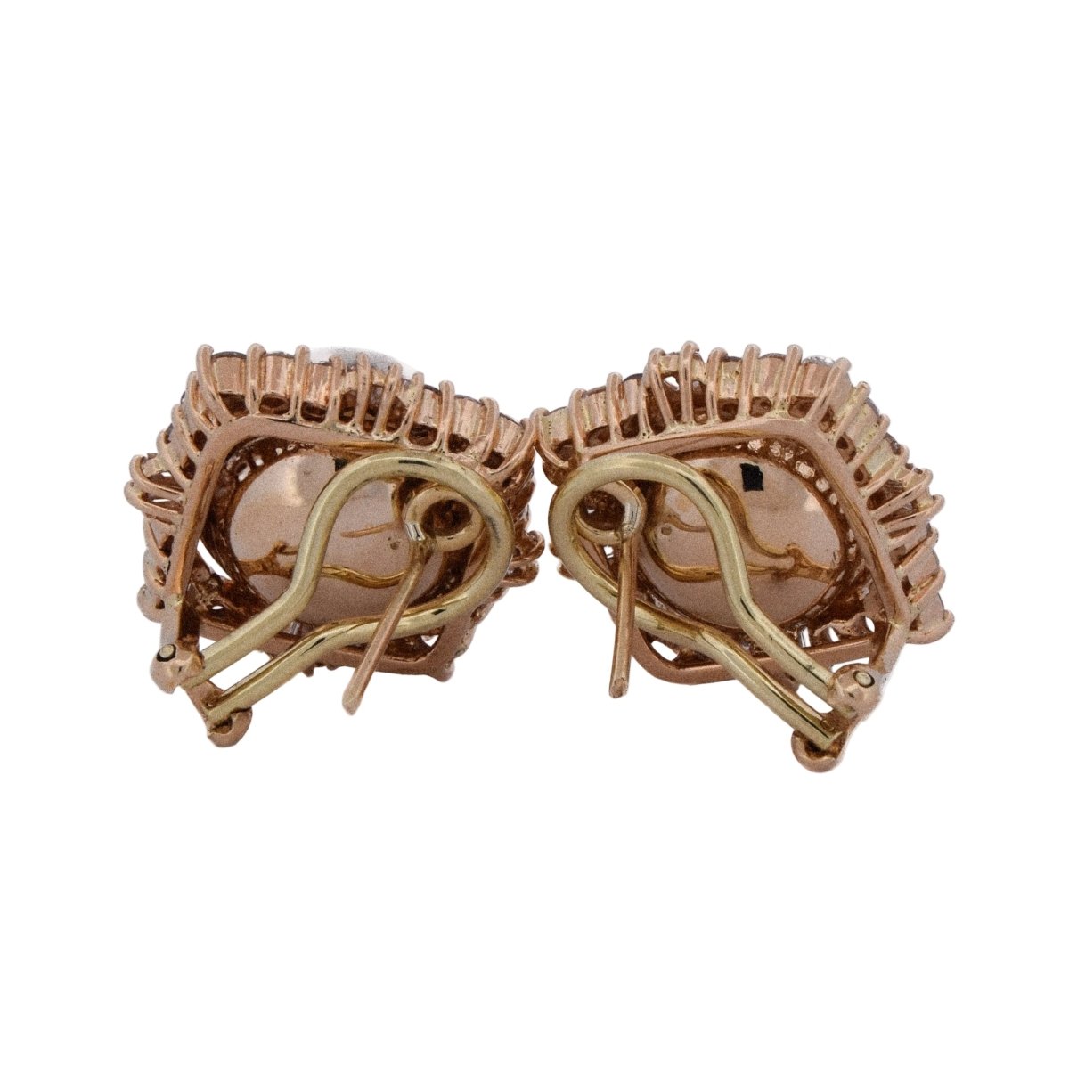 Boucles d'oreilles Clips en or jaune, corail et diamants - Castafiore