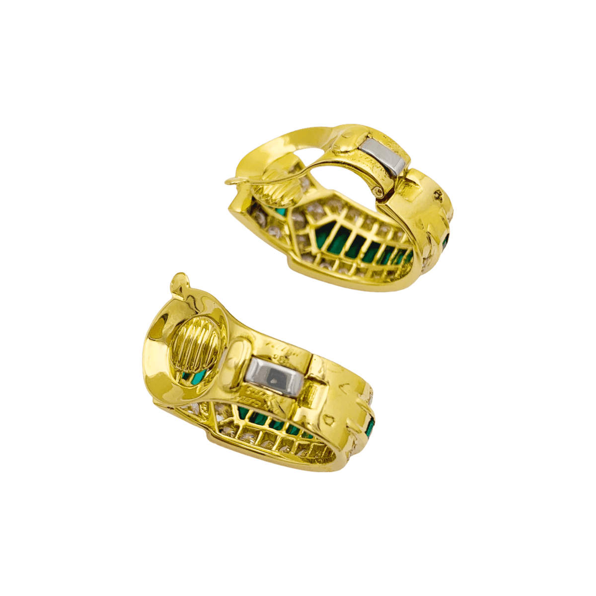 Boucles d'oreilles Clips VAN CLEEF & ARPELS "Ceinture" en or jaune, émeraudes et diamants - Castafiore