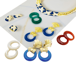 Boucles d'oreilles Clips VAN CLEEF & ARPELS en or jaune et pierres dures - Castafiore