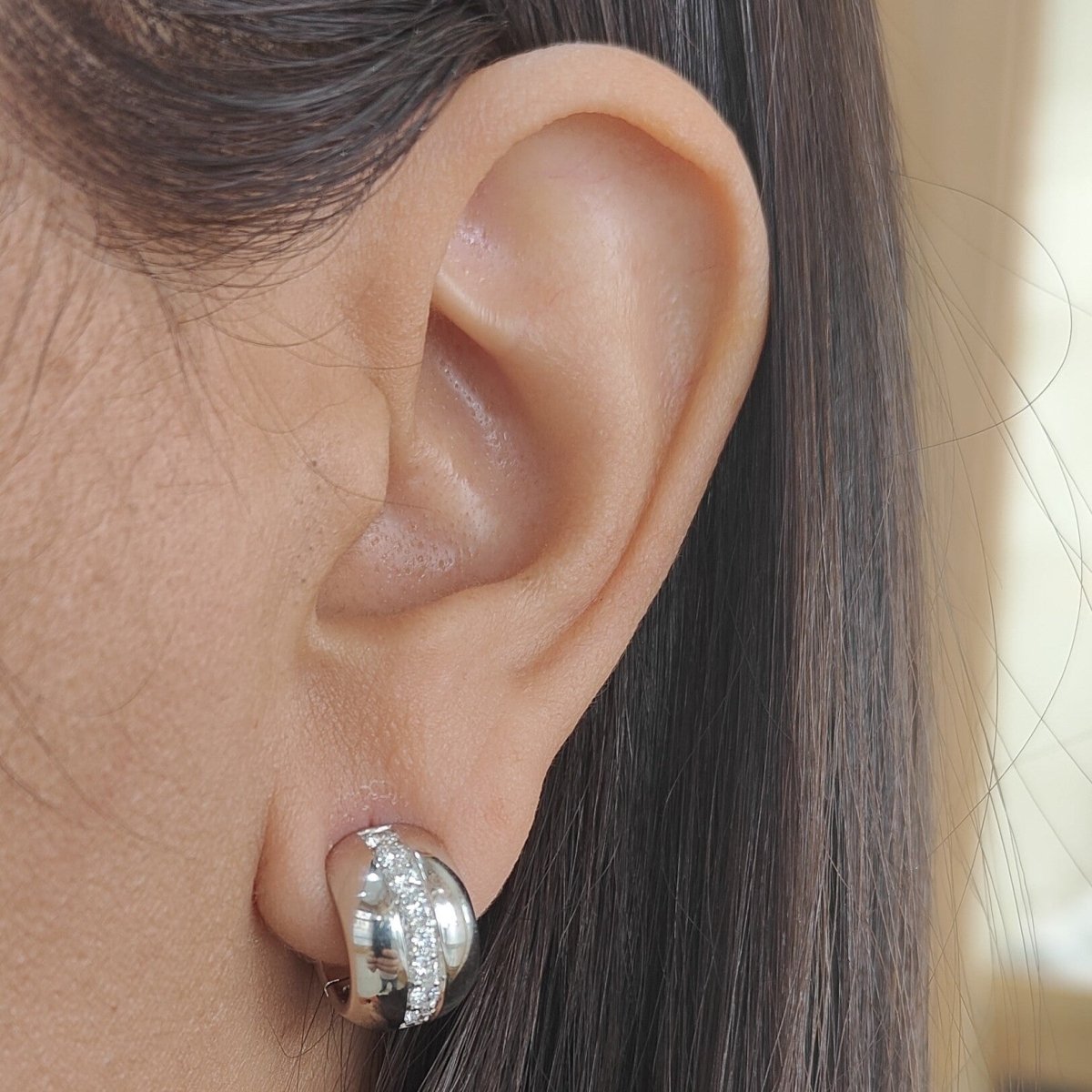 Boucles d'oreilles Créoles en or blanc et diamants - Castafiore