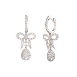 Boucles d'oreilles Dormeuses en or blanc et diamants - Castafiore