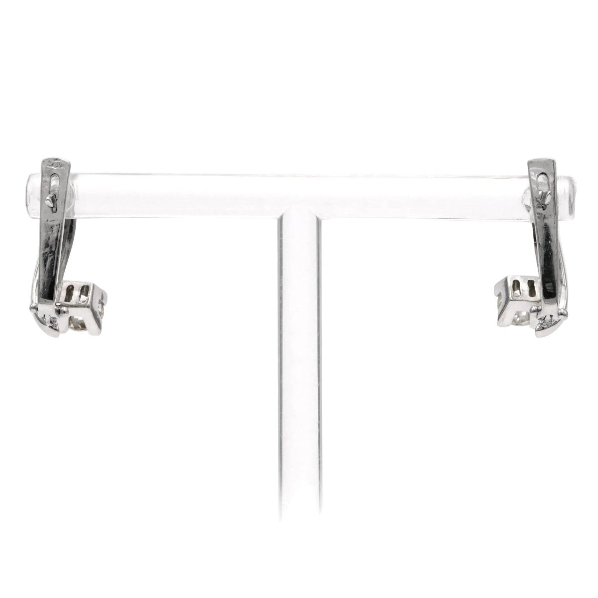 Boucles d'oreilles Dormeuses en or blanc et diamants - Castafiore
