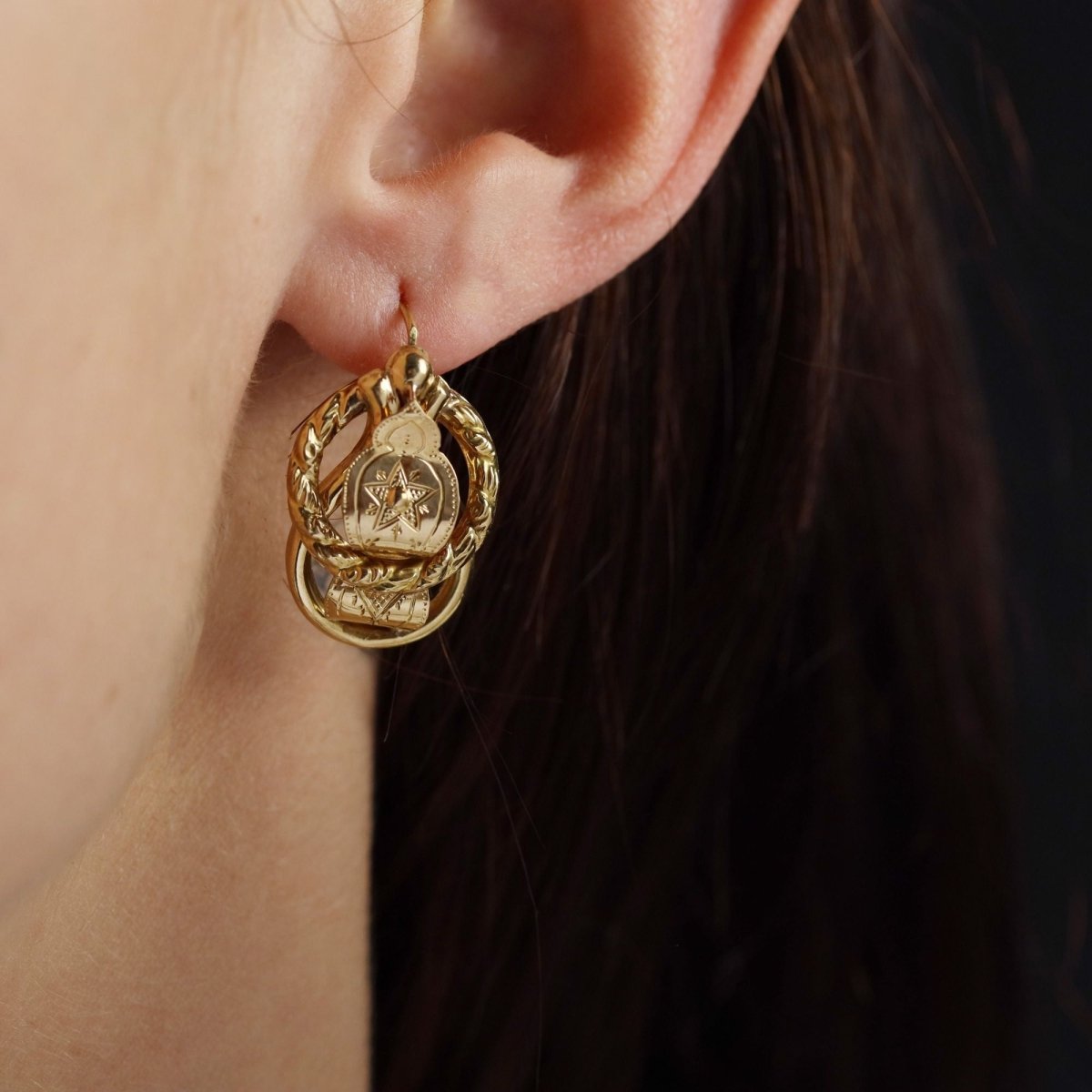 Boucles d'oreilles Dormeuses en or jaune - Castafiore