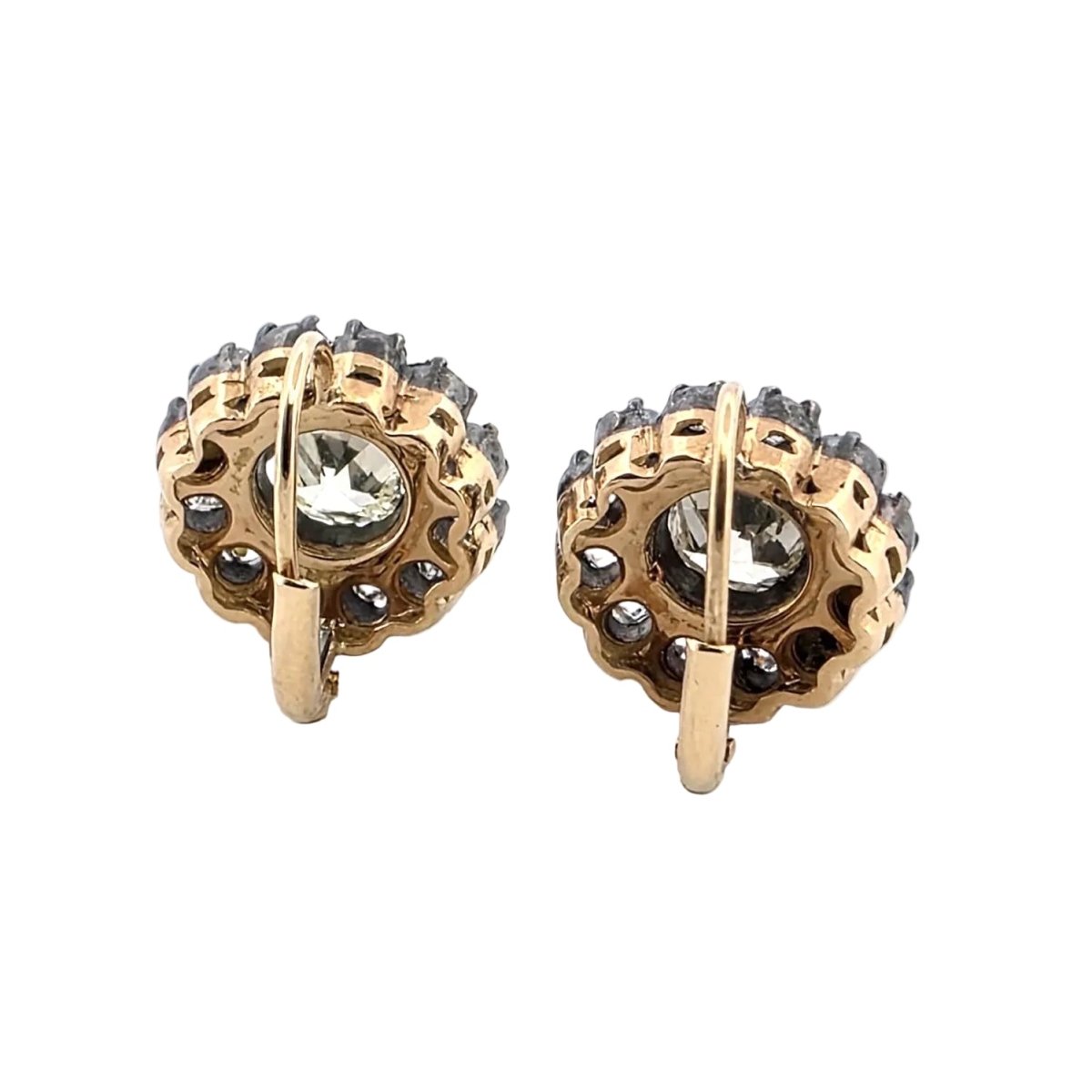 Boucles d'oreilles Dormeuses en or jaune et diamants - Castafiore