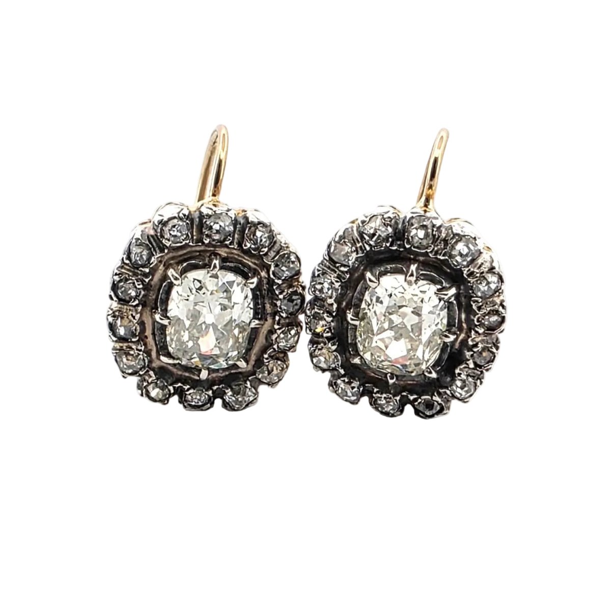 Boucles d'oreilles Dormeuses en or jaune et diamants - Castafiore