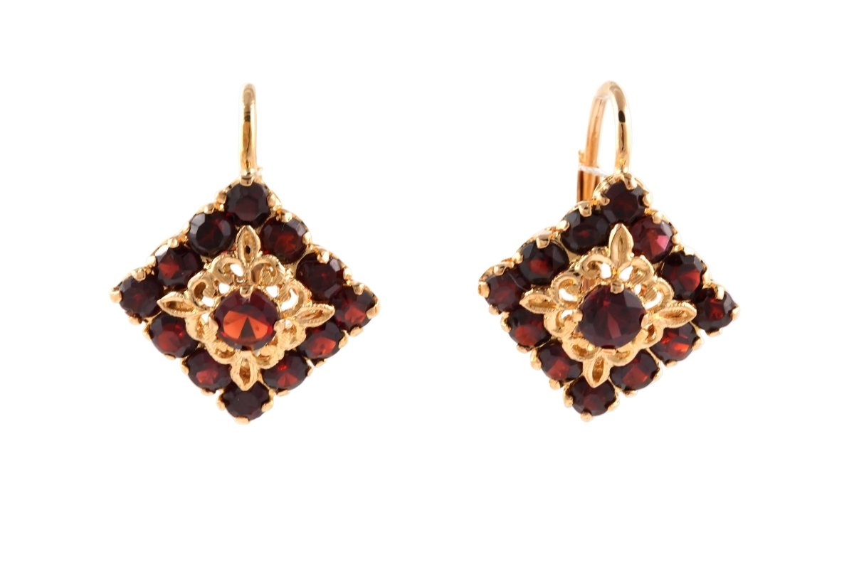 Boucles d'oreilles Dormeuses en or jaune et grenats - Castafiore