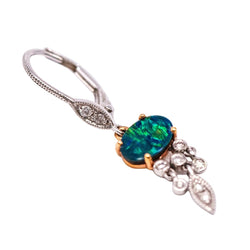 Boucles d'oreilles Dormeuses MEIRAT en or jaune, or blanc, opales et diamants - Castafiore