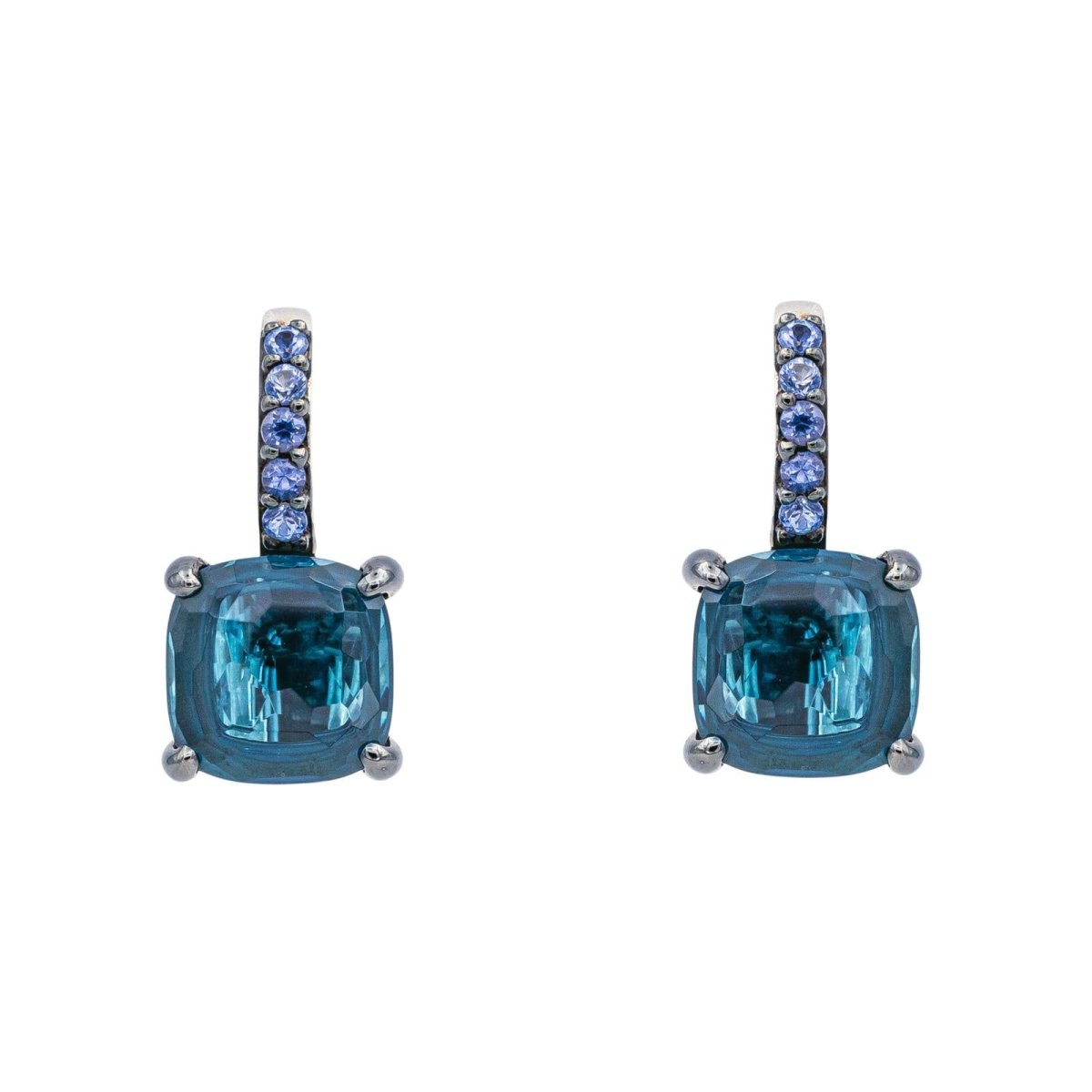 Boucles d'oreilles Dormeuses POMELLATO "Baby" en or blanc, topazes et saphirs - Castafiore