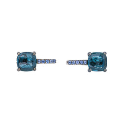 Boucles d'oreilles Dormeuses POMELLATO "Baby" en or blanc, topazes et saphirs - Castafiore