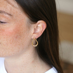 Boucles d'oreilles Pendantes CARTIER "Trinity" en or jaune, or blanc et or rose - Castafiore