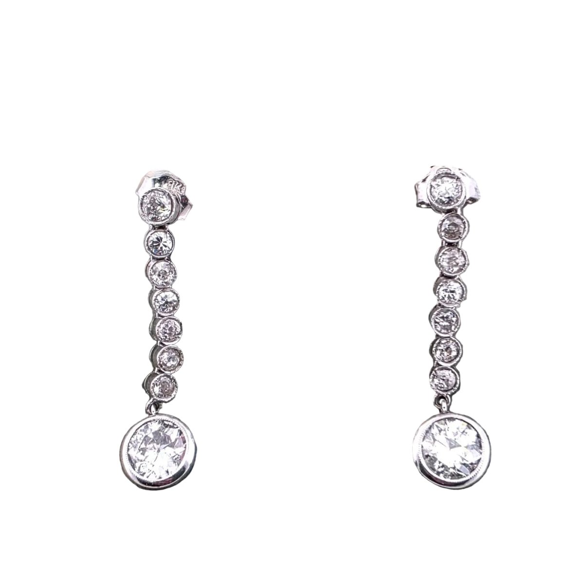 Boucles d'oreilles Pendantes en or blanc et diamants - Castafiore
