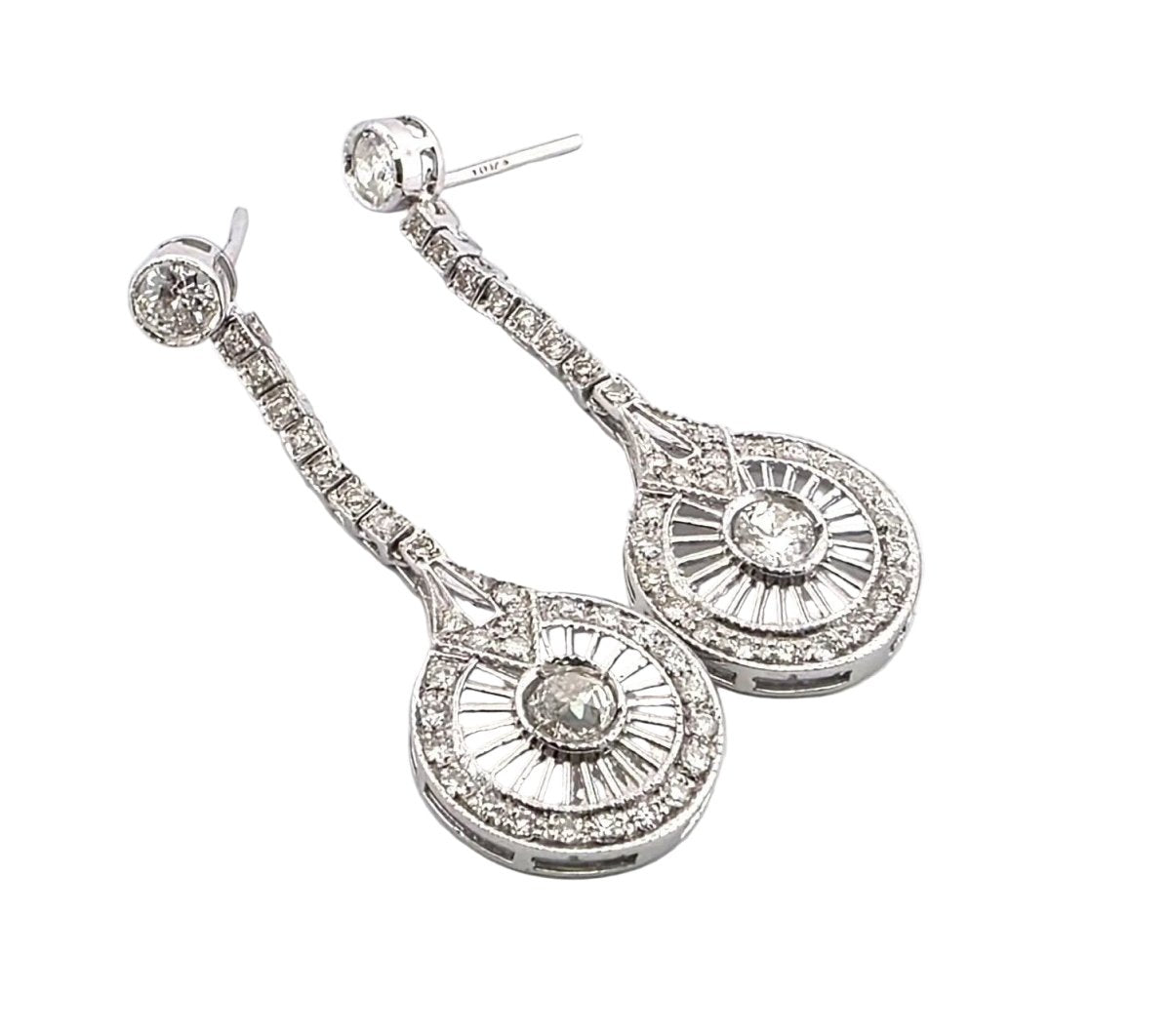 Boucles d'oreilles Pendantes en or blanc et diamants - Castafiore