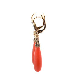 Boucles d'oreilles Pendantes en or jaune, corail et diamants - Castafiore