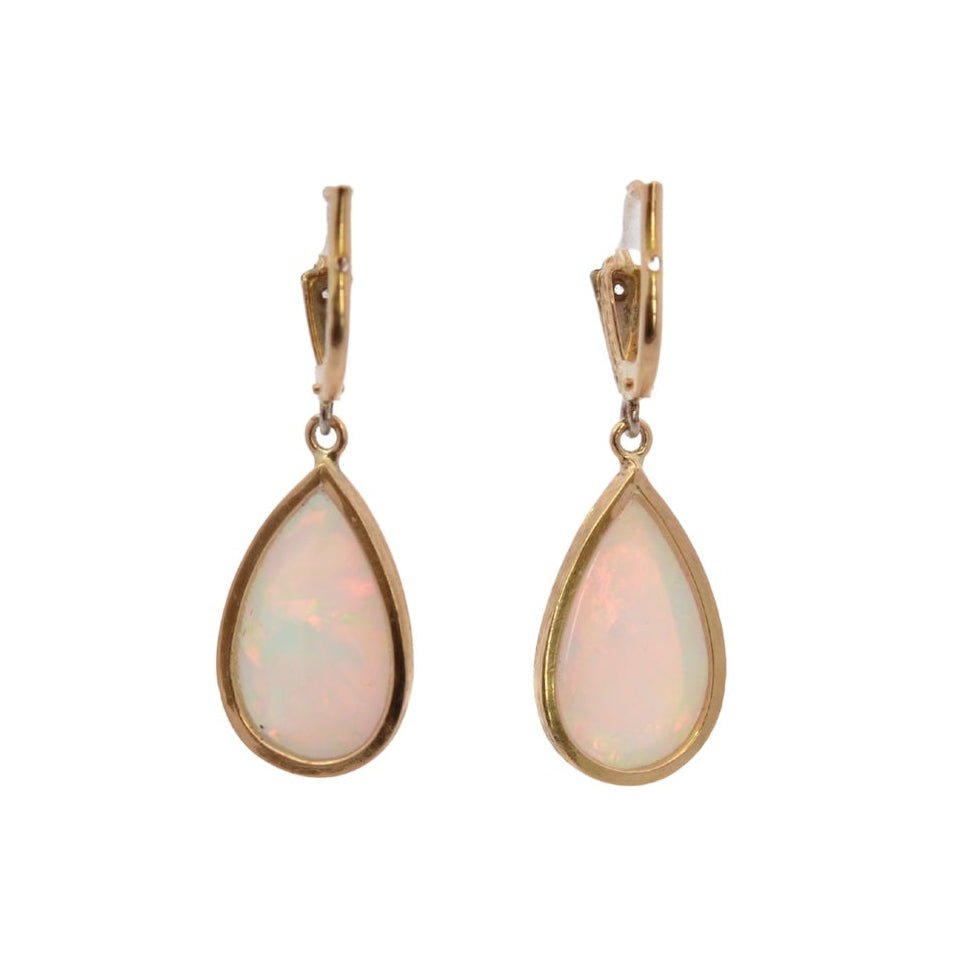 Boucles d'oreilles Pendantes en or jaune, opales et diamants - Castafiore